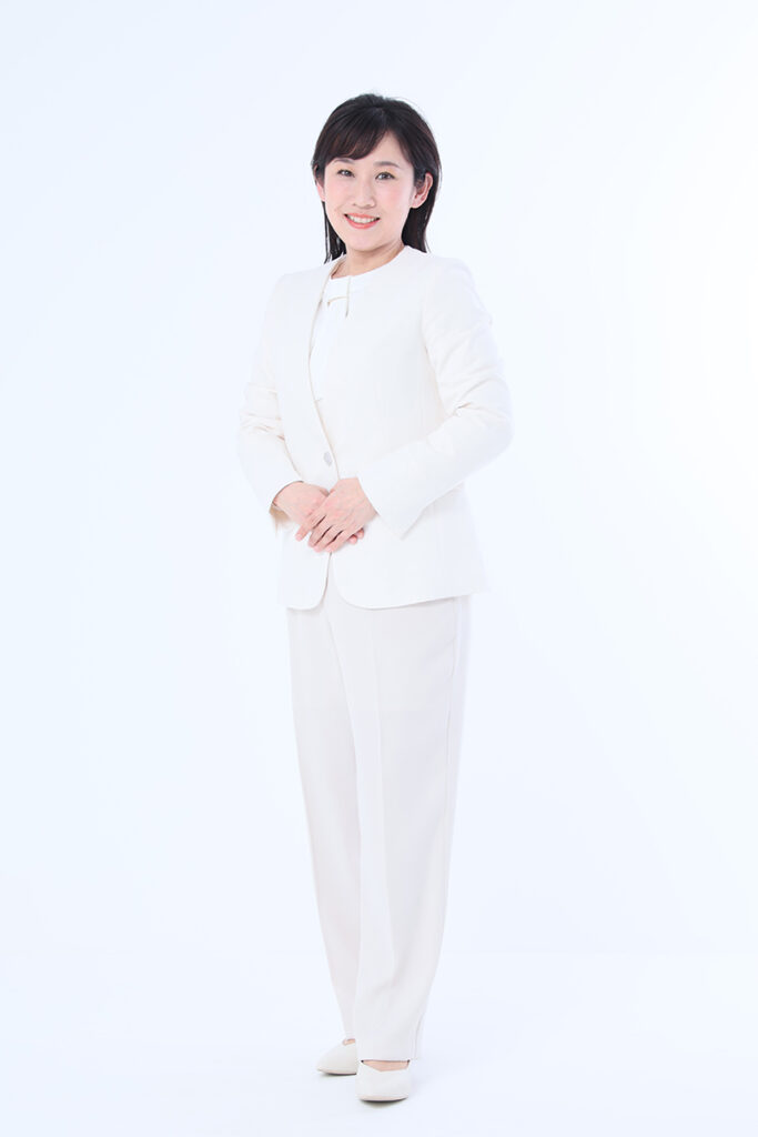 安田真由子